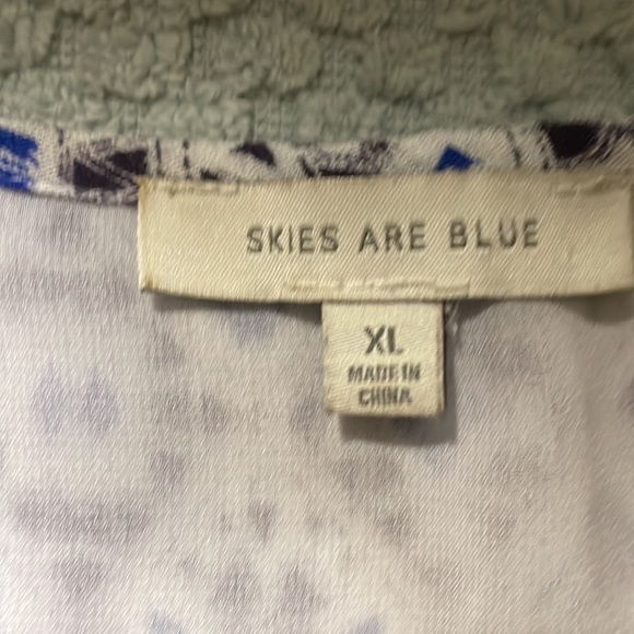 Skies Are Blue boho cold shoulder adjustable strap top with lace lining - Picture 4 of 7